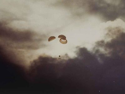 On April 17, 1970, the parachutes carrying the Apollo 13 spacecraft and its crew cleared the clouds and the world breathed a collective sigh of relief. 